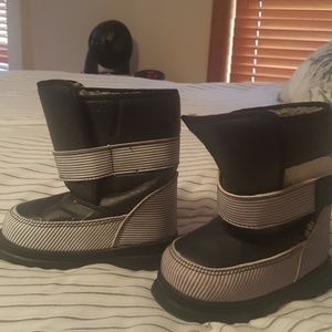 Toddler boys snow boots